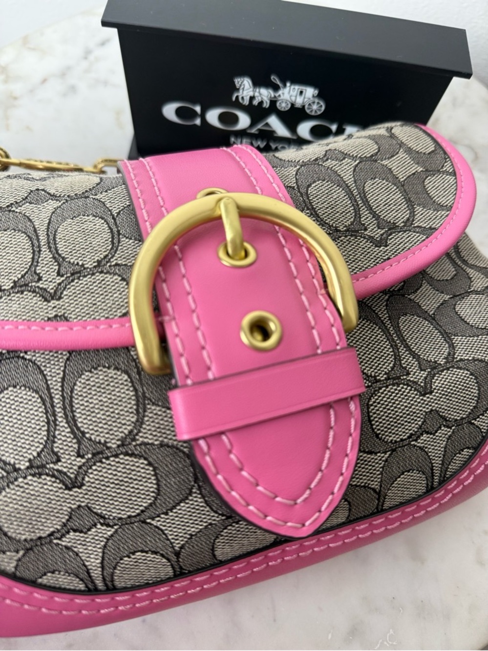 Coach SoHo Flap Bag in Signature Jaquard Pink Leather New CJ814 - Picture 4 of 9